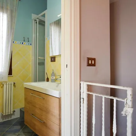 Gorgeous In With Wifi Apartment